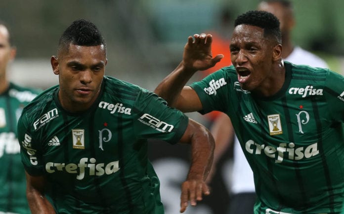O jogador Borja, da SE Palmeiras, comemora seu gol contra a equipe do Atlético Clube Goianiense, durante partida válida pela nona rodada, do Campeonato Brasileiro, Série A, na Arena Allianz Parque.