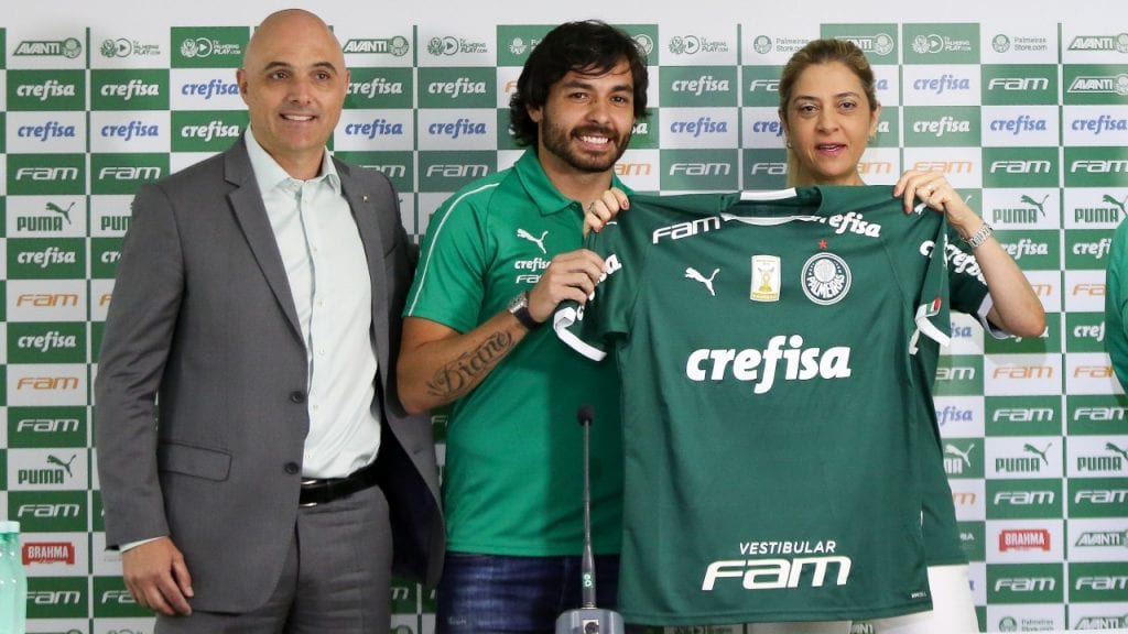 Ricardo Goulart é apresentado no Palmeiras.