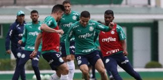 Raphael Veiga treina no Palmeiras
