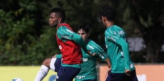 O jogador Borja, da SE Palmeiras, durante treinamento, na Academia de Futebol.