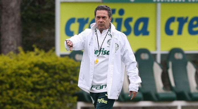 Vanderlei Luxemburgo, técnico do Palmeiras, na Academia de Futebol.