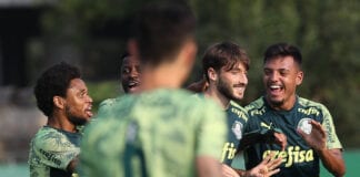 Palmeiras finaliza preparação para enfrentar o Corinthians em Itaquera.
