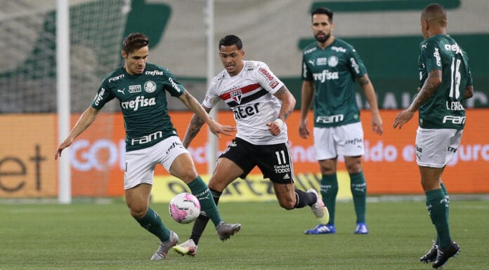 Raphael Veiga no clássico entre Palmeiras x São Paulo.