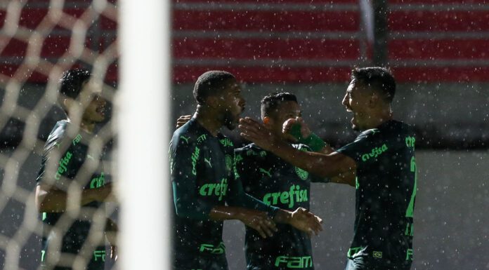 Wesley comemora gol do Palmeiras contra o Red Bull Bragantino pela Copa do Brasil 2020
