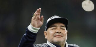 Diego Armando Maradona morre na Argentina