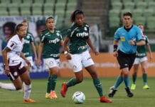 Meninas do Palmeiras jogam no Allianz Parque