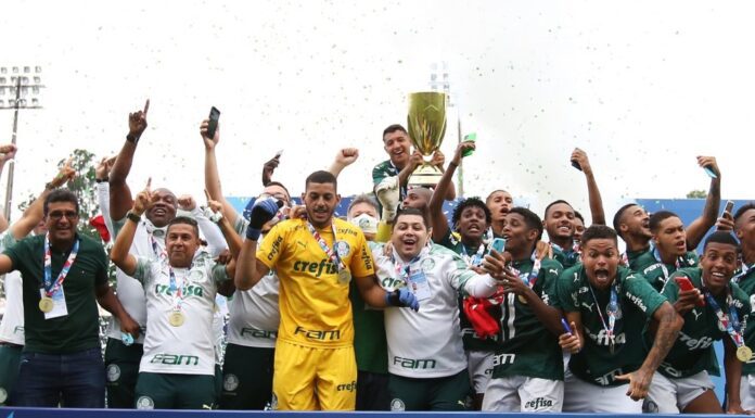 Palmeiras se sagrou tetracampeão paulista ao vencer o Corinthians nos pênaltis — Foto: Fabio Menotti/Ag. Palmeiras