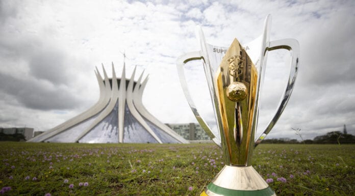 Taça da Supercopa do Brasil 2021 em Brasília. Foto: CBF