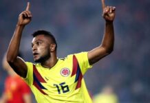 Borja marca gol pela Colômbia