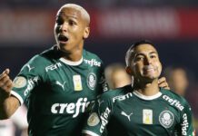 Deyverson e Dudu comemoram gol pelo Palmeiras