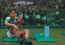 O jogador Breno Lopes, da SE Palmeiras, prepara-se para o jogo contra a equipe do CD Universidad Católica, durante partida válida pelas oitavas de final, volta, da Copa Libertadores, na arena Allianz Parque. (Foto: Cesar Greco)
