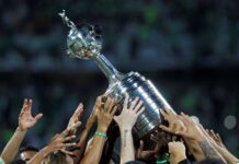 Taça da Copa CONMEBOL Libertadores da América. (Foto: Fredy Builes/Reuters)