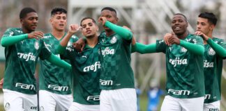 Partida entre Palmeiras e ECUS, válida pela última rodada da primeira fase Campeonato Paulista Sub-20, na Academia de Futebol 2, em Guarulhos-SP. (Foto: Fabio Menotti)
