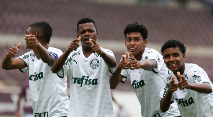 O lateral-esquerdo Inácio, da S.E Palmeiras, marcou o gol do título do Paulistão Sub-15. (Foto: Fabio Menotti)