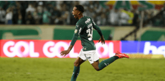 Kevin, da SE Palmeiras, após marcar seu gol diante o Ceará, pela equipe principal. (Foto: Fabio Menotti)