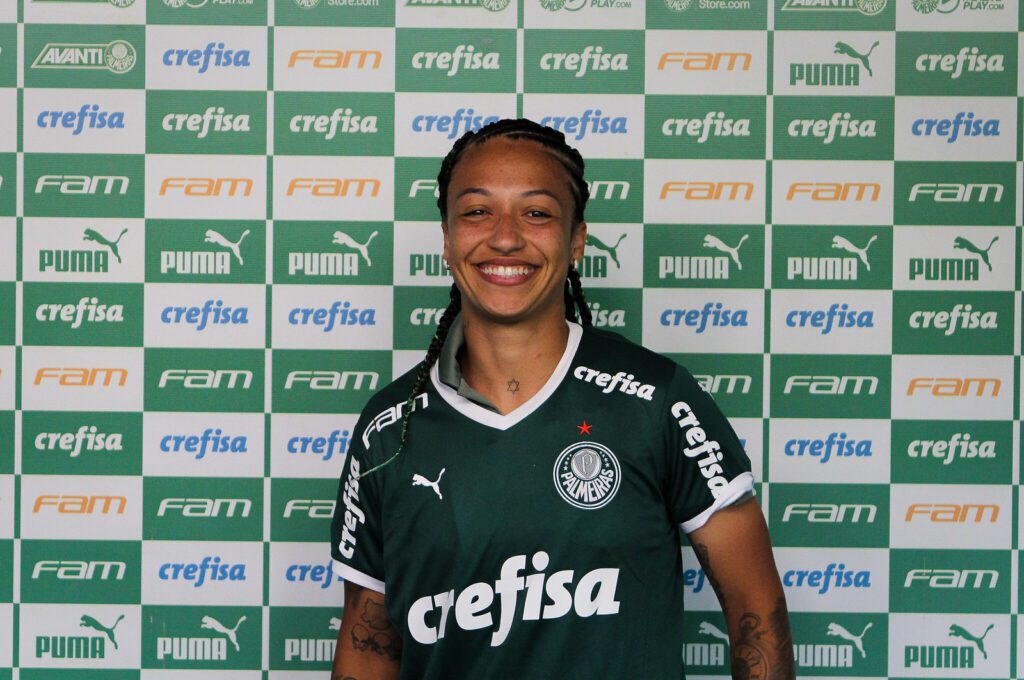 Apresentação de Byanca Brasil no Palmeiras. (Foto: Luiz Guilherme Martins/Palmeiras)