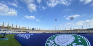 Palmeiras reconhece o gramado do Al Nahyan Stadium, palco da semifinal do Mundial