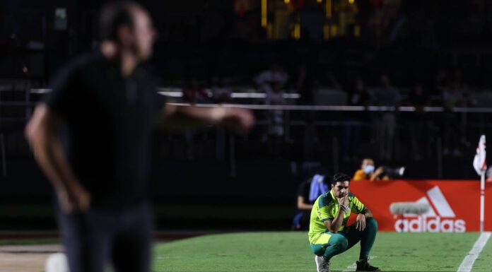 O técnico Abel Ferreira, da SE Palmeiras, em jogo contra a equipe do São Paulo FC, durante partida válida pela quarta rodada, do Campeonato Paulista, Série A1, no Estádio do Morumbi. (Foto: Cesar Greco)