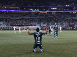 O jogador Rony, da SE Palmeiras, comemora seu gol contra a equipe do Ituano FC, durante partida válida pela quarta de final, do Campeonato Paulista, Série A1, na arena Allianz Parque. (Foto: Cesar Greco)