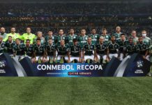 O time da SE Palmeiras, posa para foto em jogo contra a equipe do C Athletico Paranaense, durante partida válida pelas finais, volta, da Recopa Sul-Americana, na arena Allianz Parque. (Foto: Cesar Greco)