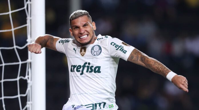 Rafael Navarro, jogador da SE Palmeiras, comemorando seu gol, contra o Deportivo Táchira, na Venezuela, em partida válida pela Fase de Grupos da Libertadores 2022