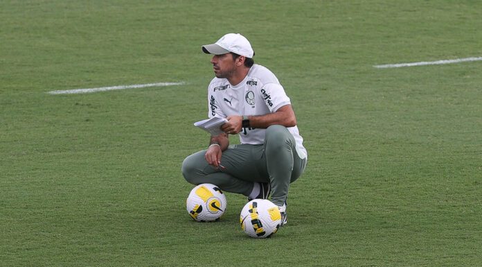Abel Ferreira, técnico da SE Palmeiras, durante treino da equipe, no Centro de Treinamento. (Foto: César Greco)