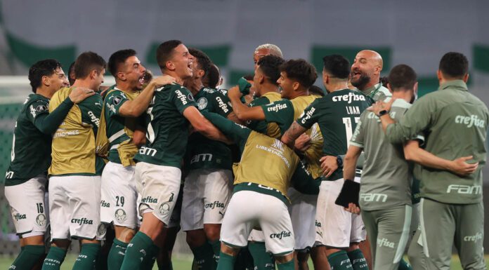 Os jogadores da SE Palmeiras, comemoram classificação em jogo contra a equipe do São Paulo FC, durante partida válida pelas quartas de final, volta, da Copa Libertadores, na arena Allianz Parque. (Foto: Cesar Greco)