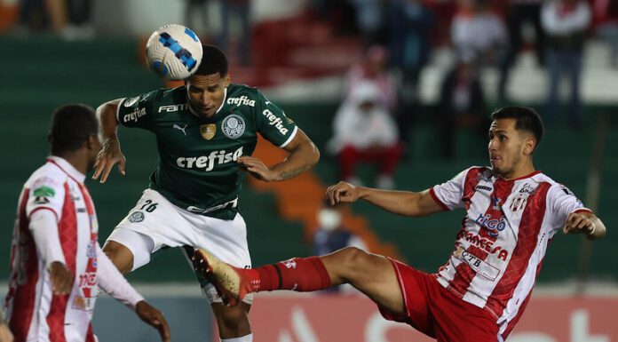 O jogador Murilo, da SE Palmeiras, durante jogo contra o Independiente Petrolero, pela fase de grupos da Libertadores, na Bolívia. (Foto: César Greco)