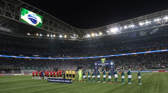 O time da SE Palmeiras, em jogo contra a equipe do Atlético C Goianiense, durante partida válida pela décima segunda rodada, do Campeonato Brasileiro, Série A, na arena Allianz Parque. (Foto: Cesar Greco)