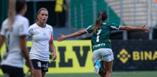 Duda Santos, da SE Palmeiras comemorando gol em partida contra o Corinthians, pelo Brasileirão Feminino, no Allianz Parque. (Foto: Reprodução)