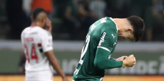 O jogador Joaquín Piquerez, da SE Palmeiras, comemora seu gol contra a equipe do São Paulo FC, durante partida válida pelas oitavas de final, volta, da Copa do Brasil, na arena Allianz Parque. (Foto: Cesar Greco)