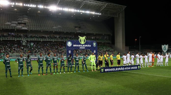O time da SE Palmeiras, em jogo contra a equipe do América FC, durante partida válida pela décima oitava rodada, do Campeonato Brasileiro, Série A, na arena Independência. (Foto: Cesar Greco)