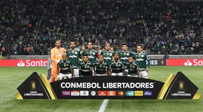 O time da SE Palmeiras, posa para foto em jogo contra a equipe do C Cerro Porteño, durante partida válida pelas oitavas de final, volta, da Copa Libertadores, na arena Allianz Parque. (Foto: Cesar Greco)