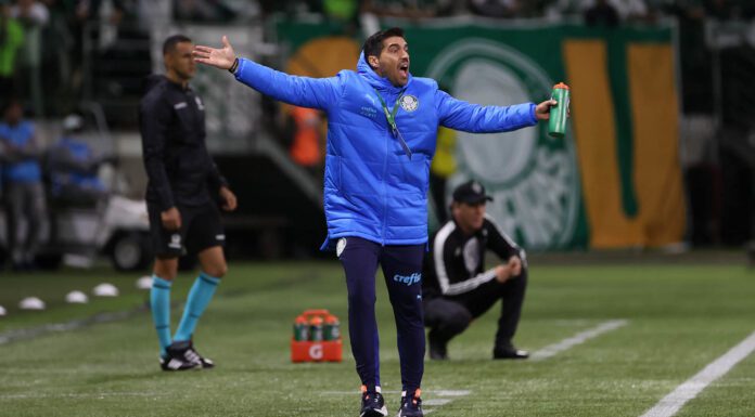 O técnico Abel Ferreira, da SE Palmeiras, durante partida com o Atlético-MG, pelas quartas de final da Libertadores, no Allianz Parque. (Foto: César Greco)