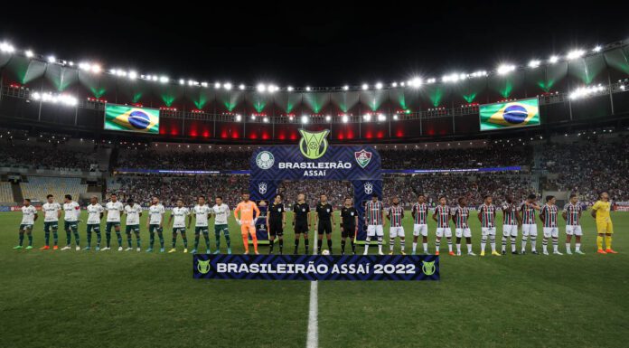 O time da SE Palmeiras, em jogo contra a equipe do Fluminense FC, durante partida válida pela vigésima quarta rodada, do Campeonato Brasileiro, Série A, no Estádio do Maracanã. (Foto Cesar Greco)