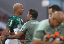 O jogador Deyverson, da SE Palmeiras, comemora seu gol contra a equipe do CR Flamengo, durante partida final, da Copa Libertadores, no Estádio Centenário. (Foto: Cesar Greco)