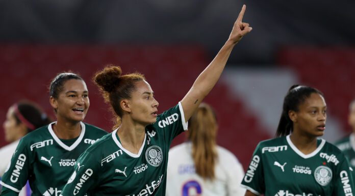 Jogadoras do Palmeiras comorando gol, na partida contra Universidad de Chile. - Libertadores Feminina 2022 (Foto: Staff Images Woman/CONMEBOL)