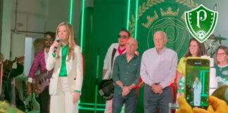 Presidente do Palmeiras conversou com associados no clube social