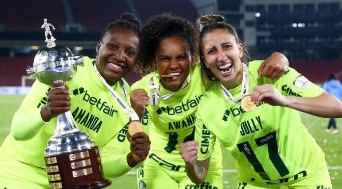 Amanda, Awanny e Jully são as goleiras do elenco palmeirense (Foto: Staff Images Woman/CONMEBOL)
