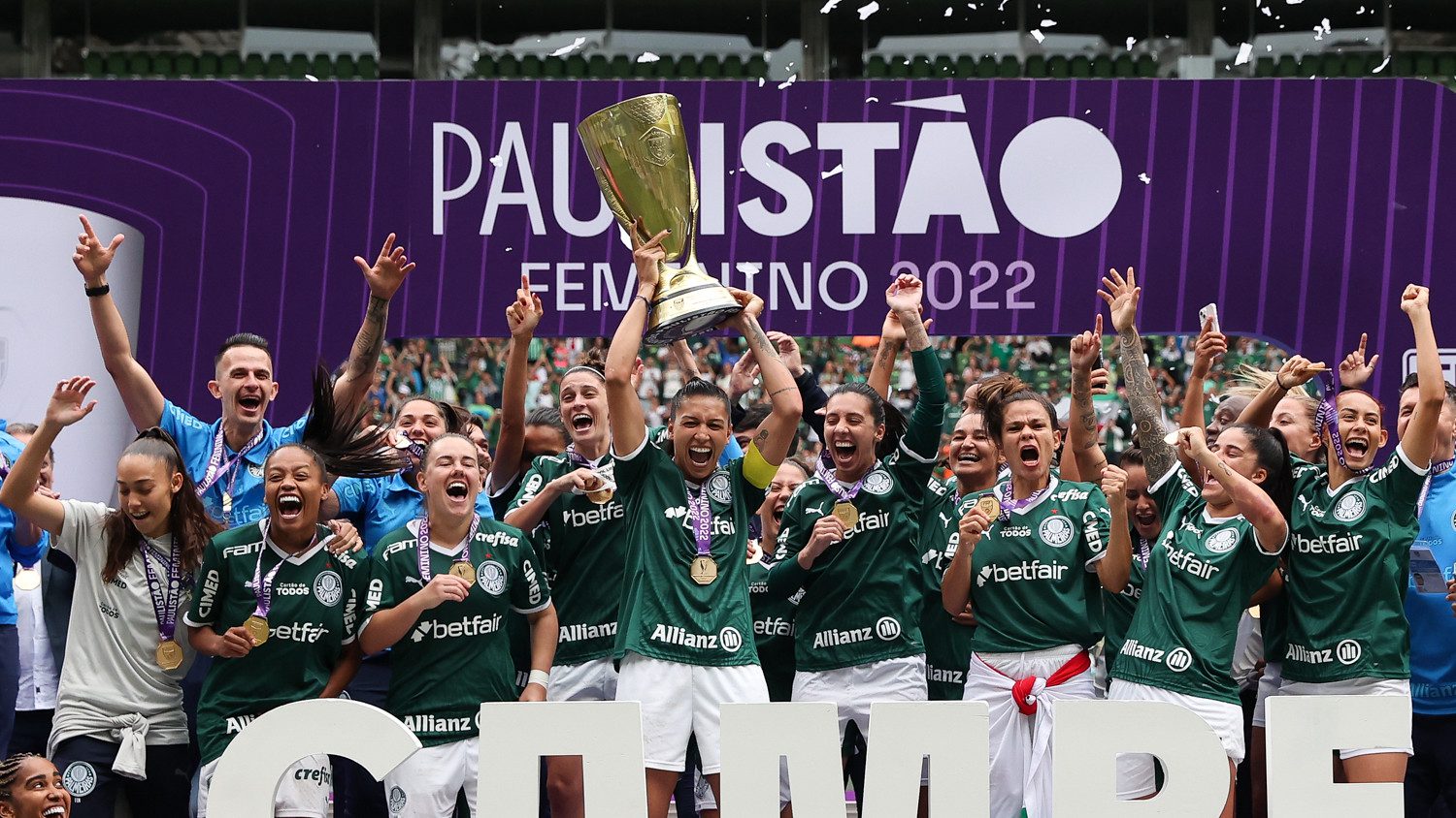Equipe feminina do Palmeiras ultrapassa a marca de 100 gols em 2022 e vive  grande temporada - ISTOÉ Independente