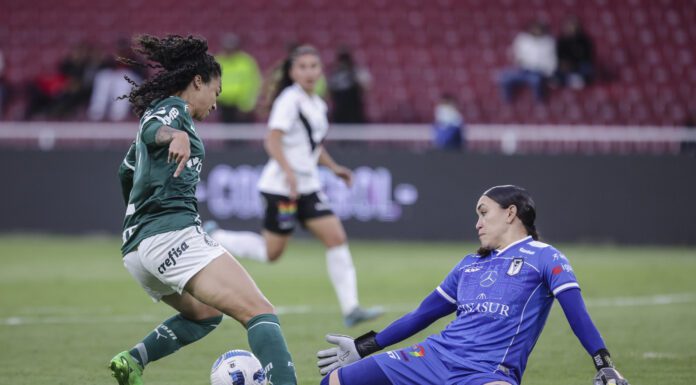 Katherine Tapia enfrentou o Palmeiras na Libertadores (Foto: Staff Images Woman/CONMEBOL)