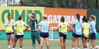 As atletas da equipe feminina da SE Palmeiras, durante treinamento na Academia de Futebol, em São Paulo-SP. (Foto: Fabio Menotti/Palmeiras/by Canon)