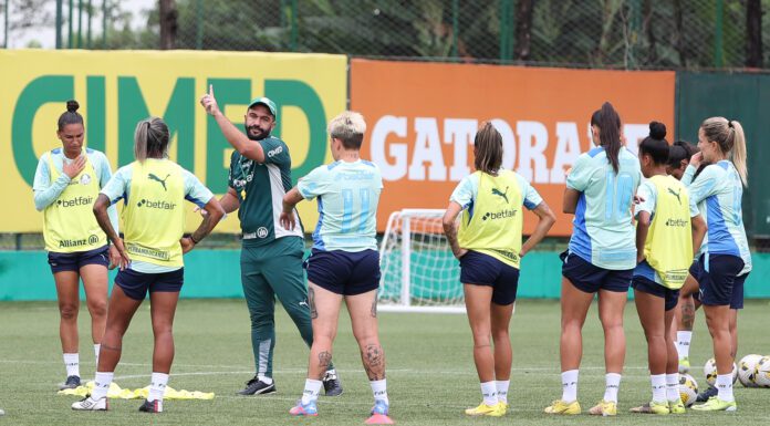 As atletas da equipe feminina da SE Palmeiras, durante treinamento na Academia de Futebol, em São Paulo-SP. (Foto: Fabio Menotti/Palmeiras/by Canon)