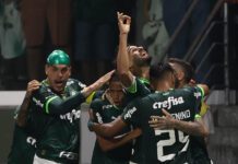Jogadores da SE Palmeiras comemoram gol contra a equipe do Tombense, durante partida válida pela Copa do Brasil, no Allianz Parque. (Foto: César Greco)