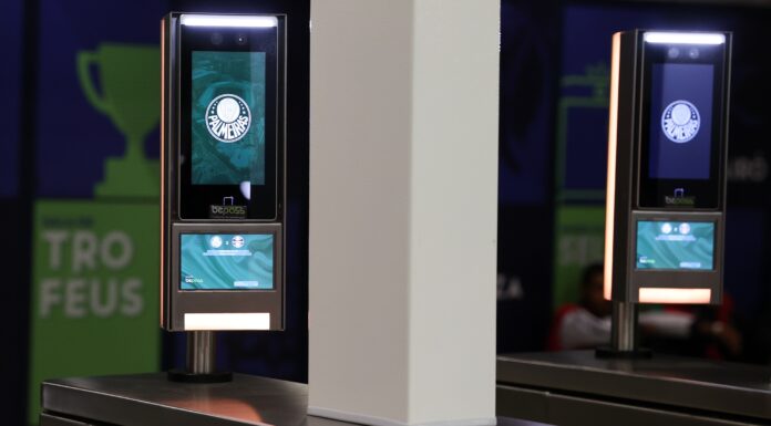 Sistema de reconhecimento facial instalado nas catracas do Allianz Parque, estádio da SE Palmeiras. (Foto: Reprodução/Palmeiras)