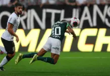 Rony, do Palmeiras, marca gol diante do Corinthians em Itaquera