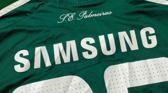 Camisa do Palmeiras com patrocínio da Samsung (1)