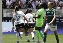 Partida entre Palmeiras e Corinthians, pela semifinal do Paulista Feminino, na Neo Química Arena. (Foto: Rodrigo Gazzanel)