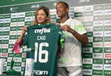 A presidente Leila Pereira e o jogador Caio Paulista, da SE Palmeiras, na Academia de Futebol. (Foto: Camila Alves)