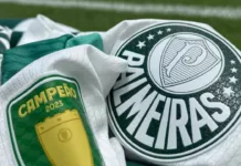 Camisa do Palmeiras com patch de Campeão Paulista